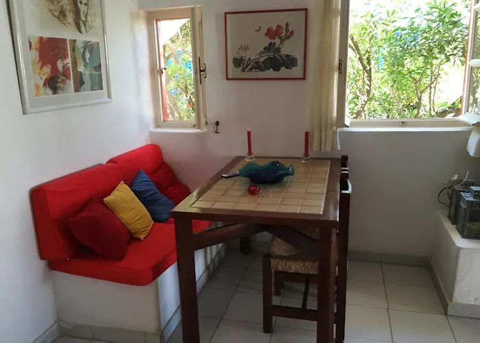 Apollon House On The Sea 度假居